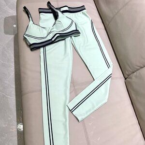 ALO Yoga Airline Women's Sports Bra and Leggings Set Sz S